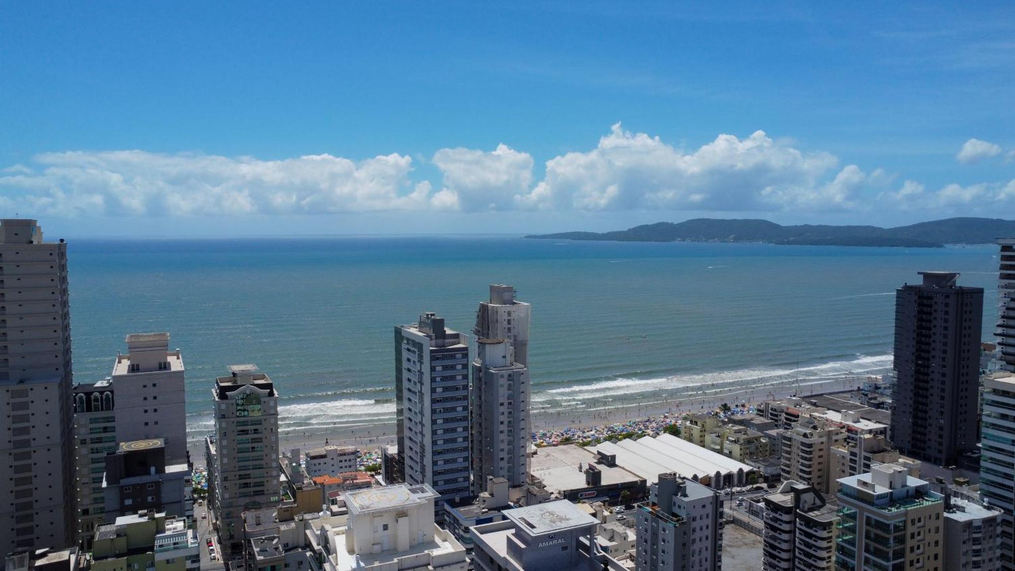 Flat No Coracao De Meia Em Apartment Itapema